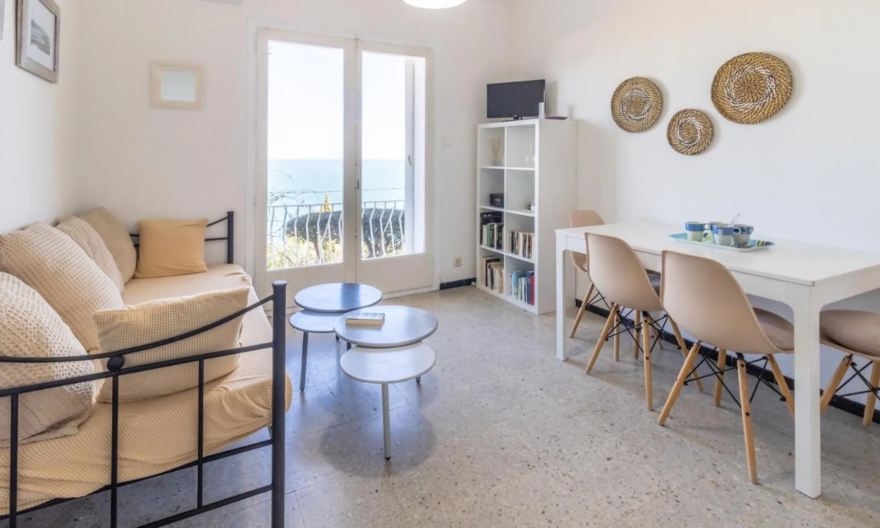 Super Fener 91 Apartamento Con Magnificas Vistas Llanca 0*,  Spain